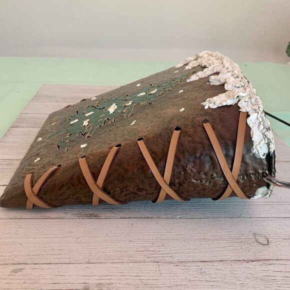 Vintage Rustic Christmas Metal Wall Door Hanging Basket XMAS Tree Snow Leather - Picture 12 of 16